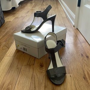 Anne Klein pewter heels